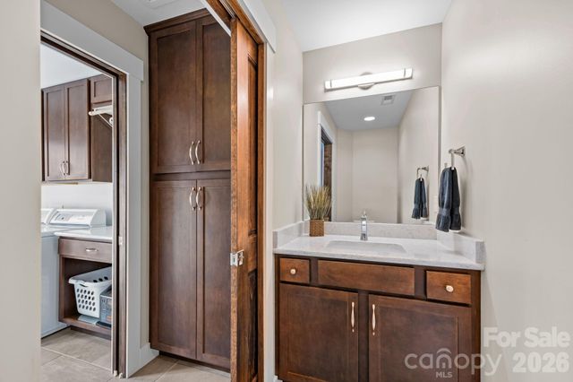 19 Dunsmore Avenue, Black Mountain, NC 28711