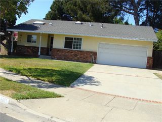 8521 Merle, Huntington Beach, CA 92647