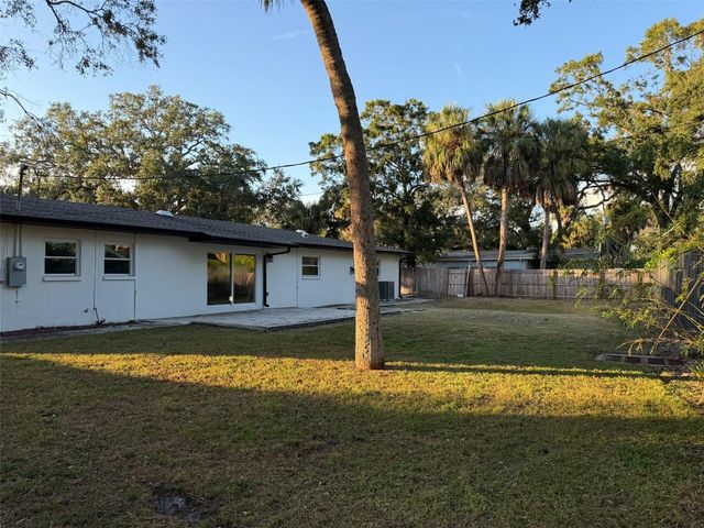 2604 S WEST SHORE BOULEVARD, Tampa, FL 33629