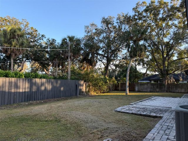 2604 S WEST SHORE BOULEVARD, Tampa, FL 33629