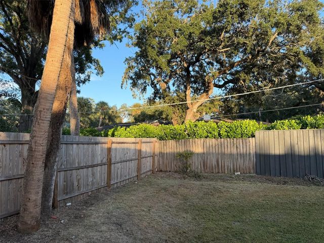 2604 S WEST SHORE BOULEVARD, Tampa, FL 33629