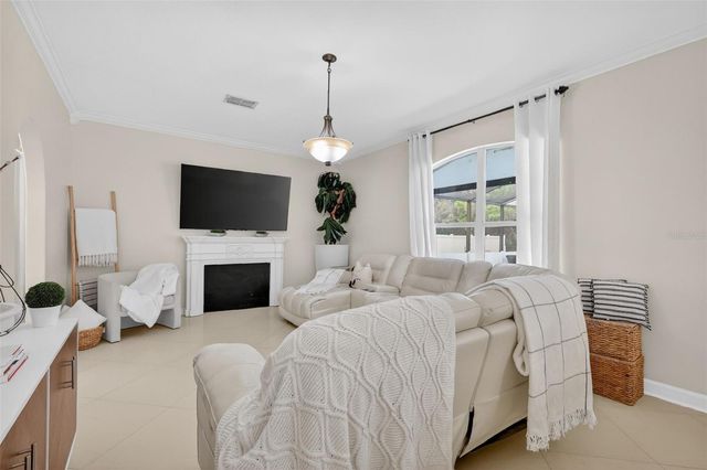 359 PEBBLE COURT, Minneola, FL 34715