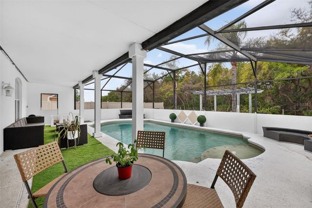 359 PEBBLE COURT, Minneola, FL 34715