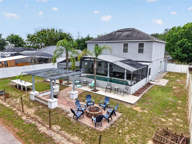 359 PEBBLE COURT, Minneola, FL 34715