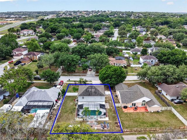 359 PEBBLE COURT, Minneola, FL 34715