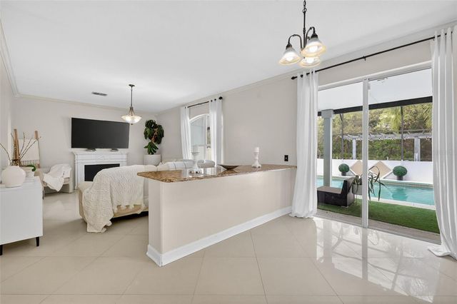 359 PEBBLE COURT, Minneola, FL 34715