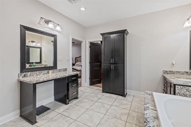 1628 Deerfield Drive, Moss Bluff, LA 70611