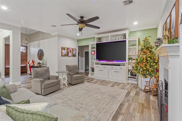 1628 Deerfield Drive, Moss Bluff, LA 70611