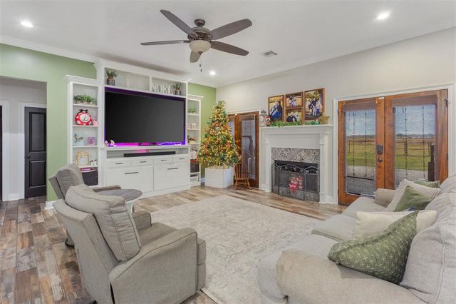 1628 Deerfield Drive, Moss Bluff, LA 70611