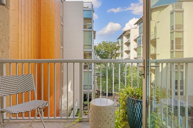 1600 Barton Springs RD 5301, Austin, TX 78704