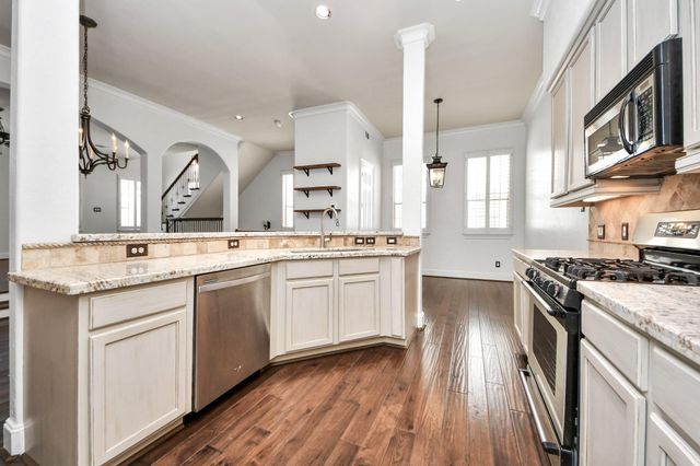 710 Jackson Hill Street, Houston, TX 77007