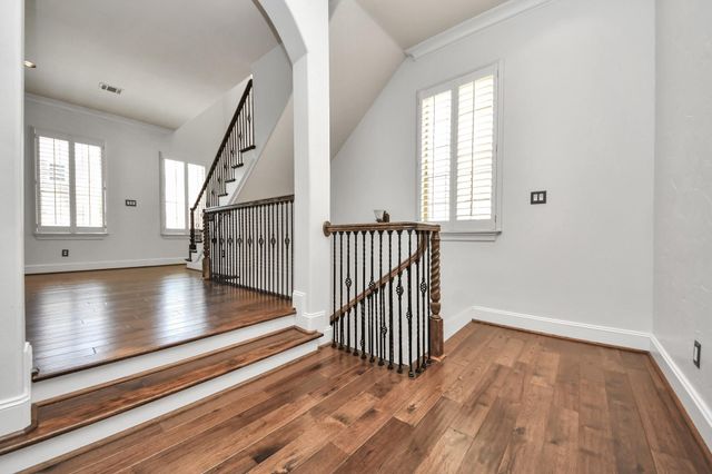 710 Jackson Hill Street, Houston, TX 77007