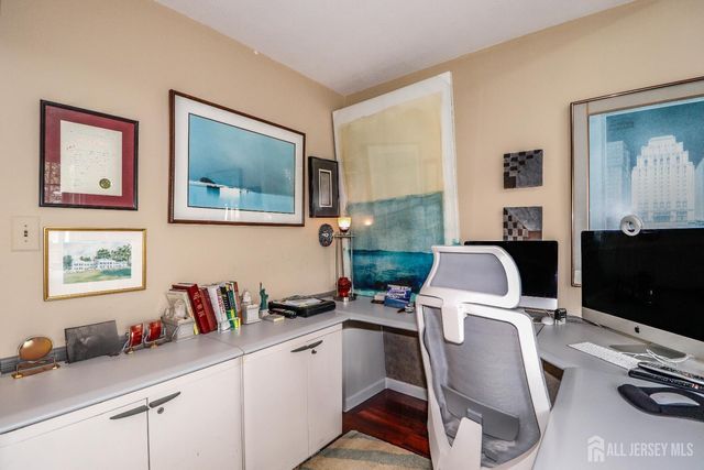 11 Borelle Square, Sayreville, NJ 08859