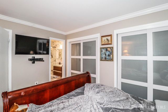 11 Borelle Square, Sayreville, NJ 08859