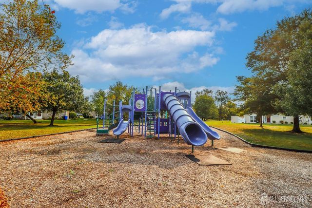 11 Borelle Square, Sayreville, NJ 08859