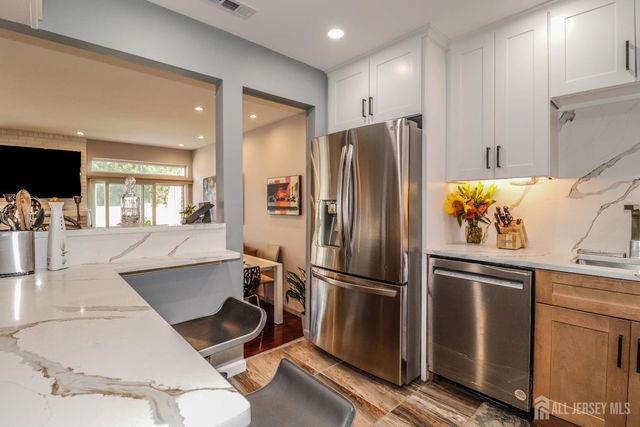 11 Borelle Square, Sayreville, NJ 08859