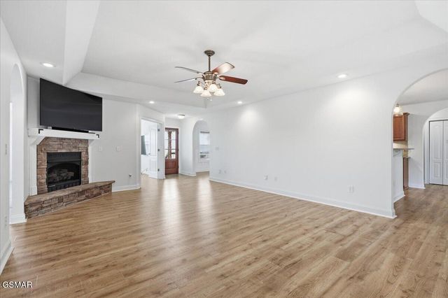 3217 Sandpiper Court, Kodak, TN 37764