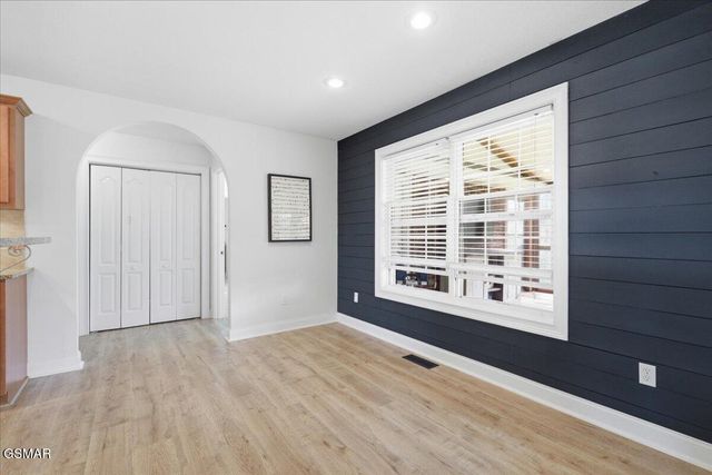 3217 Sandpiper Court, Kodak, TN 37764