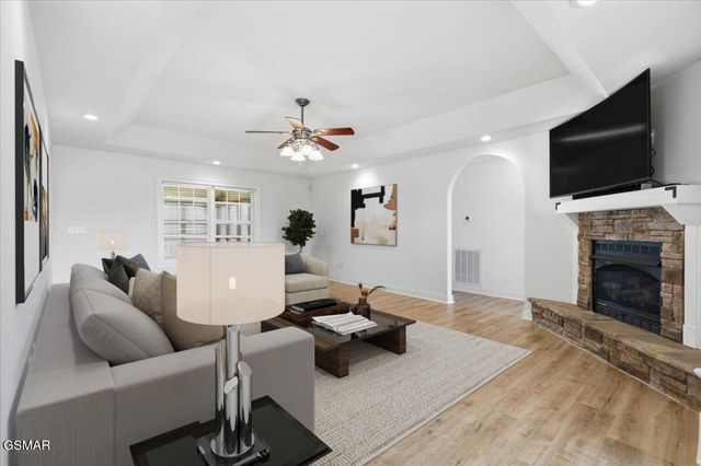 3217 Sandpiper Court, Kodak, TN 37764