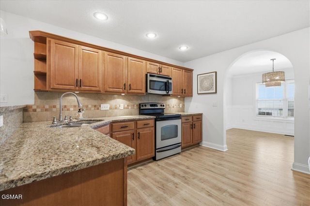 3217 Sandpiper Court, Kodak, TN 37764