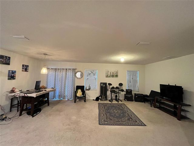 9832 WARM STONE STREET, Thonotosassa, FL 33592