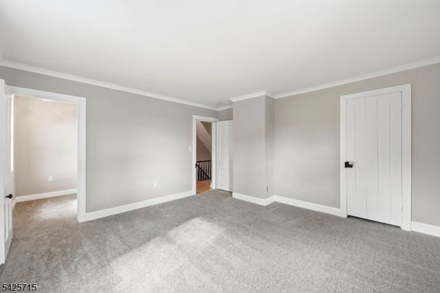 15 Maple Ave, Newton Town, NJ 07860