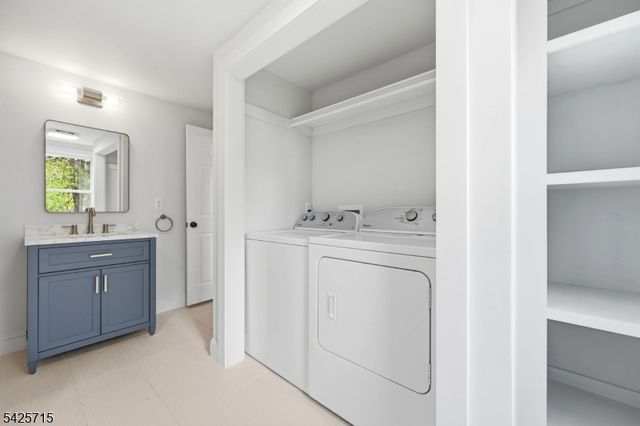 15 Maple Ave, Newton Town, NJ 07860