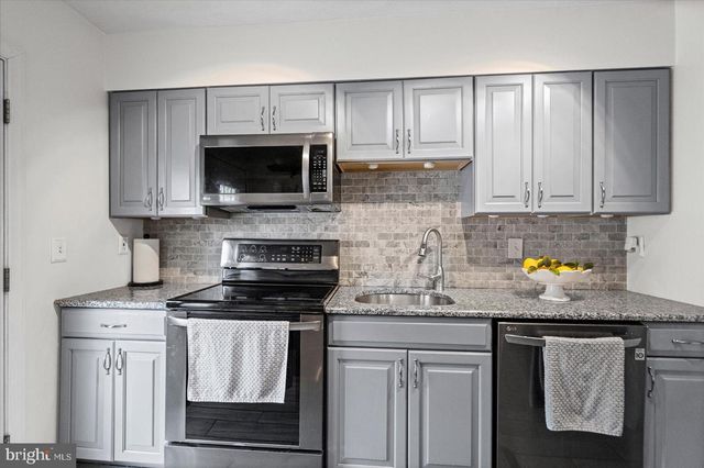 70 STONE PARK PL, Nottingham, MD 21236