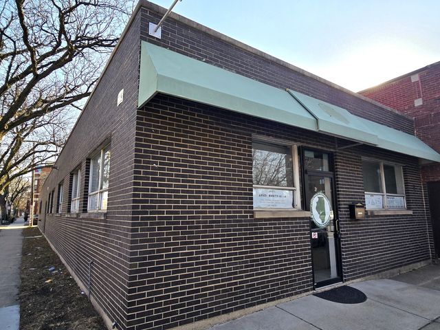 301 W 31st Street, Chicago, IL 60616