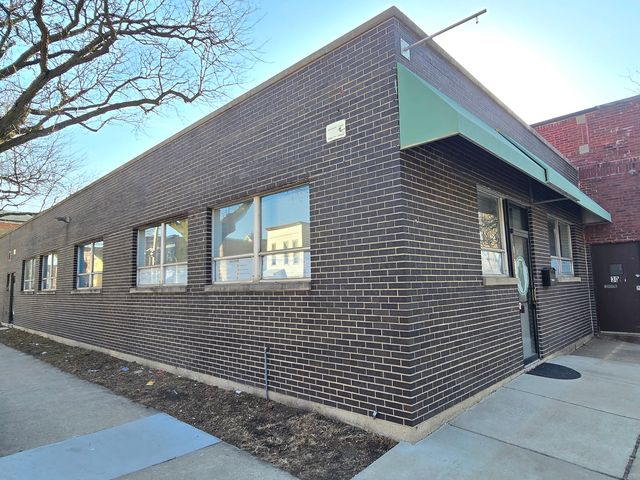 301 W 31st Street, Chicago, IL 60616