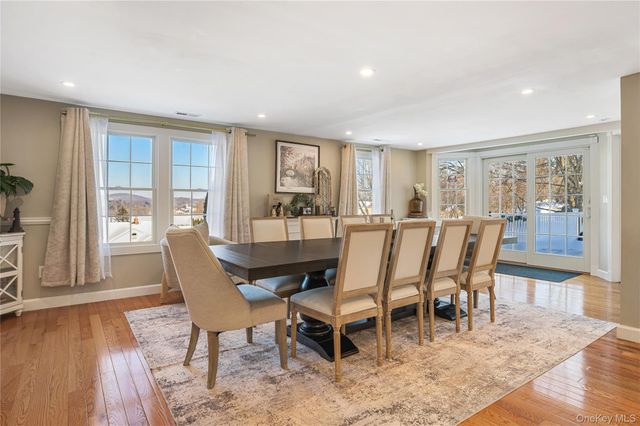 12 Leeside Road, Carmel, NY 10512