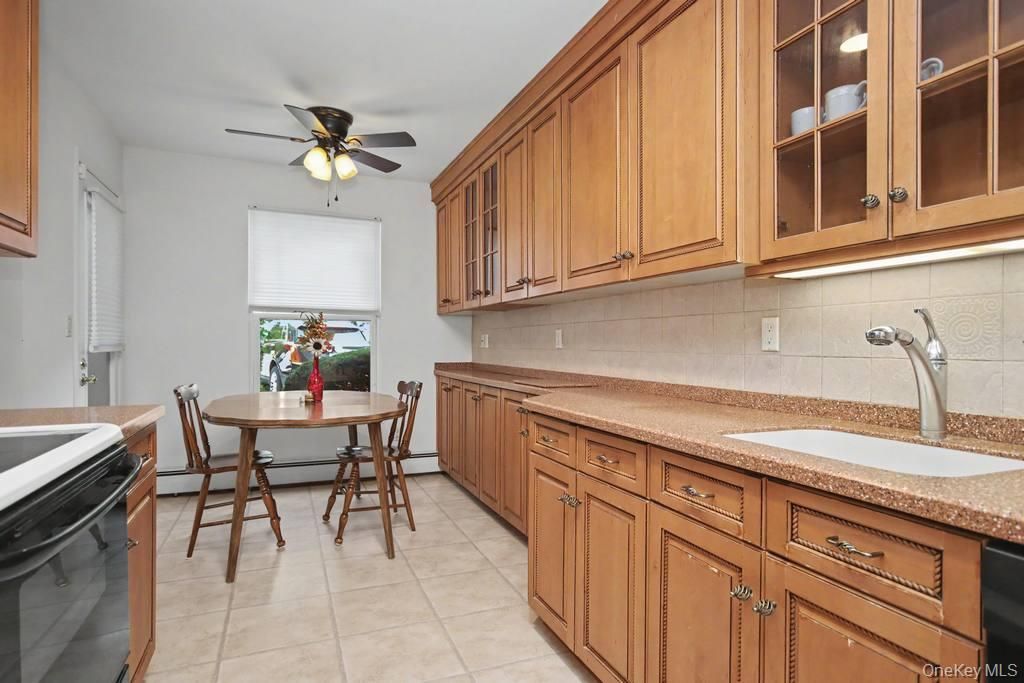 969 Sierra Vista Lane, Valley Cottage, NY 10989 — photo 4