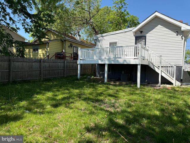5711 J STREET, Capitol Heights, MD 20743