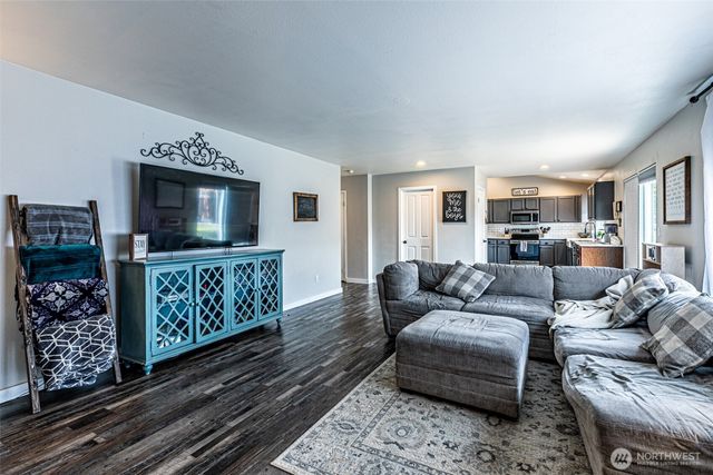 20307 82nd Avenue Ct E, Spanaway, WA 98387