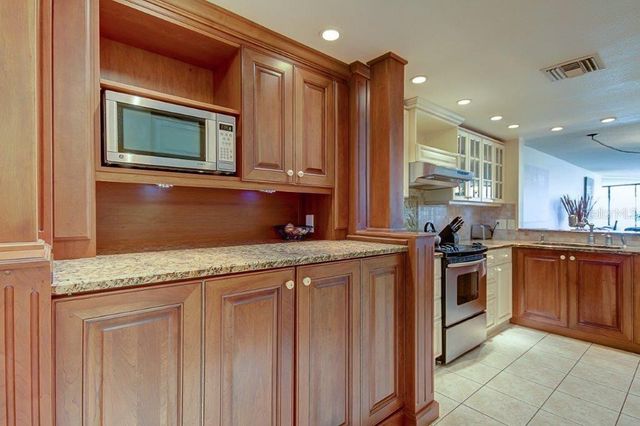 6500 SUNSET WAY 112, St Pete Beach, FL 33706