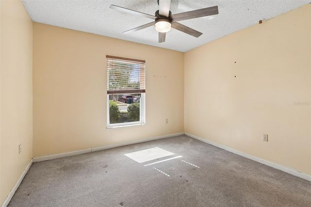 8445 N RIVER DUNE STREET, Tampa, FL 33617
