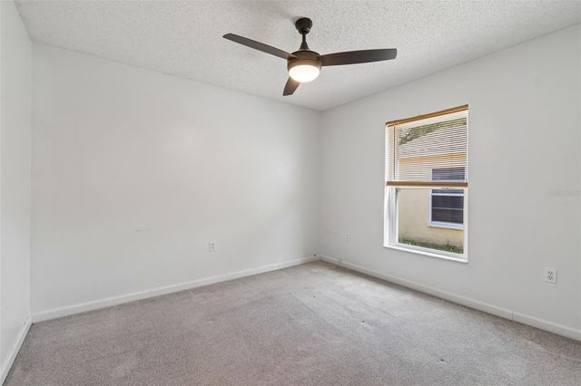 8445 N RIVER DUNE STREET, Tampa, FL 33617