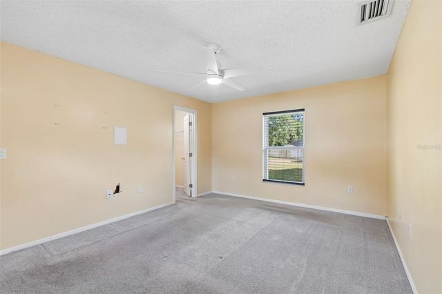 8445 N RIVER DUNE STREET, Tampa, FL 33617