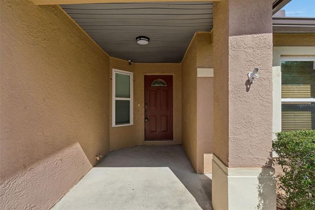 8445 N RIVER DUNE STREET, Tampa, FL 33617