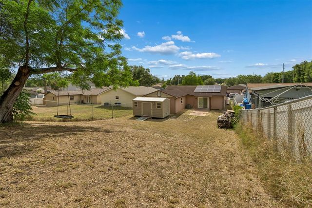 8445 N RIVER DUNE STREET, Tampa, FL 33617