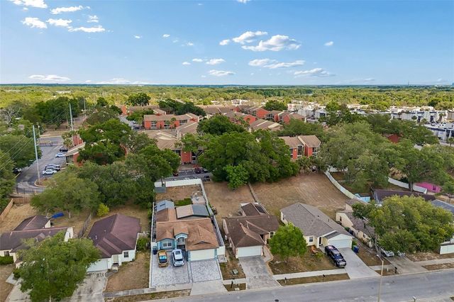 8445 N RIVER DUNE STREET, Tampa, FL 33617