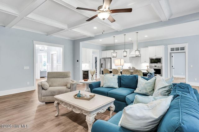 126 Jackline Drive, Hampstead, NC 28443