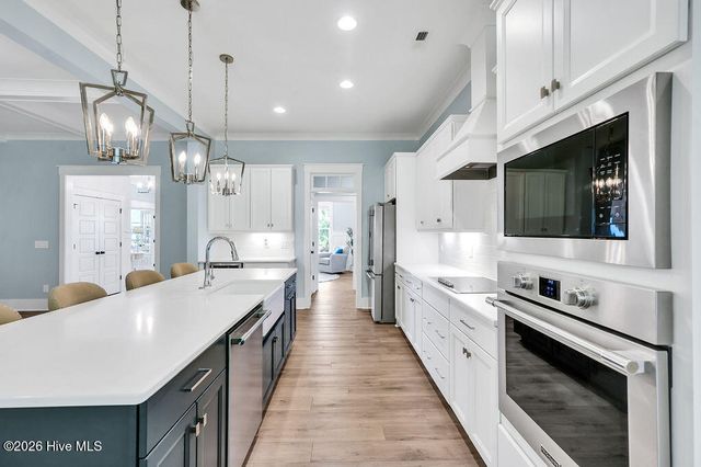 126 Jackline Drive, Hampstead, NC 28443