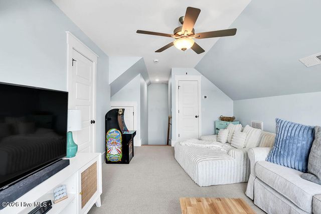 126 Jackline Drive, Hampstead, NC 28443