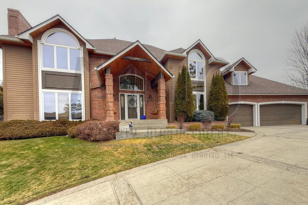 1819 E Southridge Dr, Spokane, WA 99223