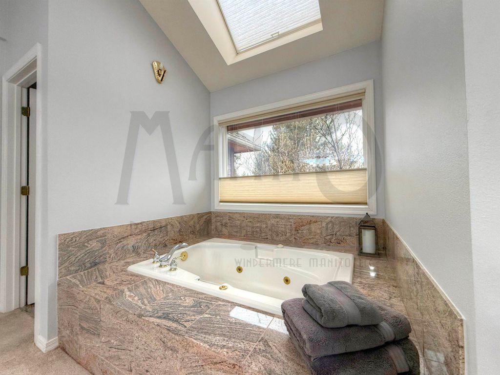 1819 E Southridge Dr, Spokane, WA 99223 photo 17