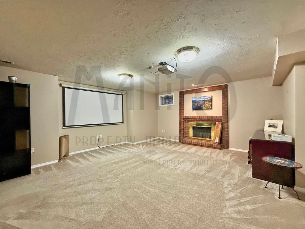 1819 E Southridge Dr, Spokane, WA 99223 photo 28