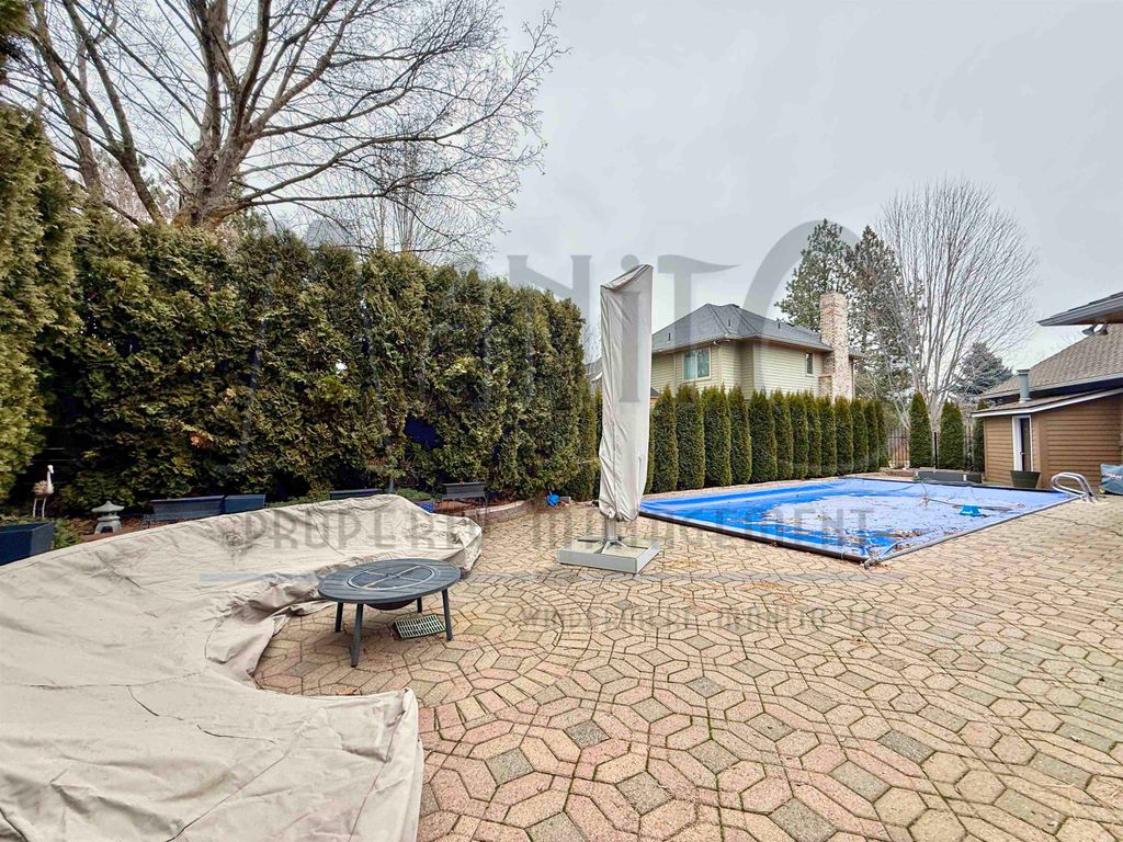 1819 E Southridge Dr, Spokane, WA 99223 photo 32