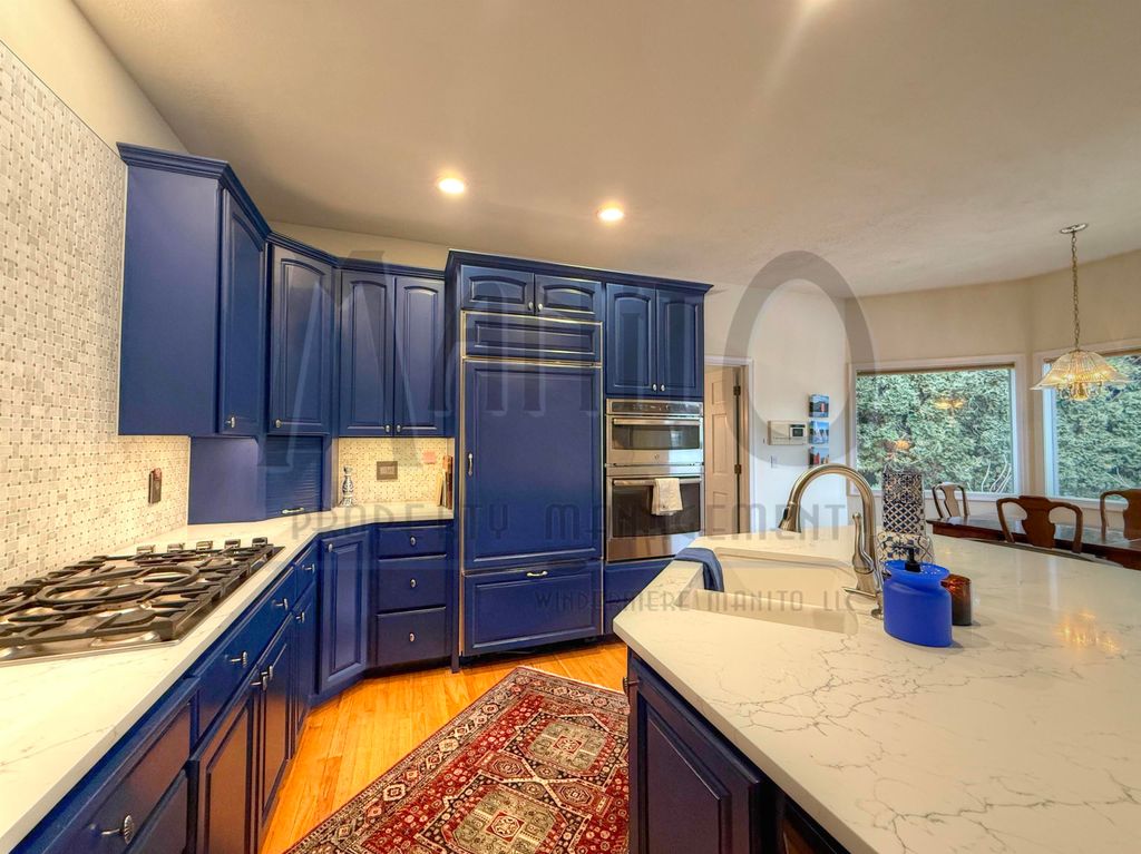 1819 E Southridge Dr, Spokane, WA 99223 photo 5