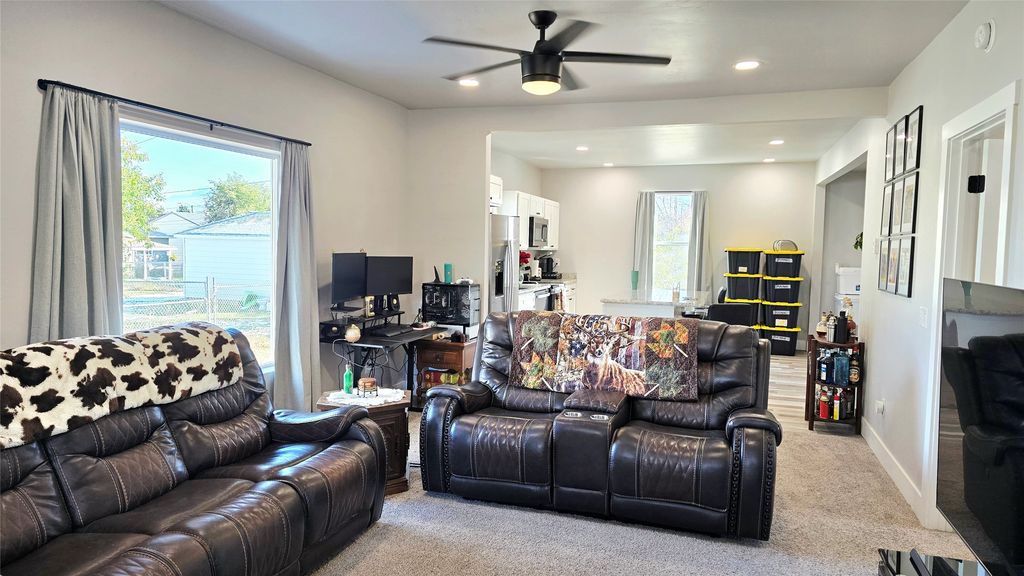 513 13th Street S, Great Falls, MT 59405 photo 5